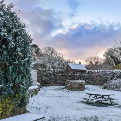 The Wheatsheaf Inn - Homestays