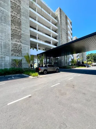 ROXY SEMATAN BEACH APARTMENT 2BR NAUTICAL Отели в г. Лунду