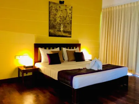 Kamili Beach Hotel Отели рядом с достопримечательностью «Ричмонд Касл»