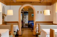 Hotel Oswald - breakfast