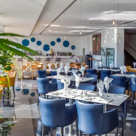 Sun Hall Hotel