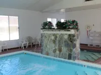 Waterfront Inn Mackinaw City - de playa