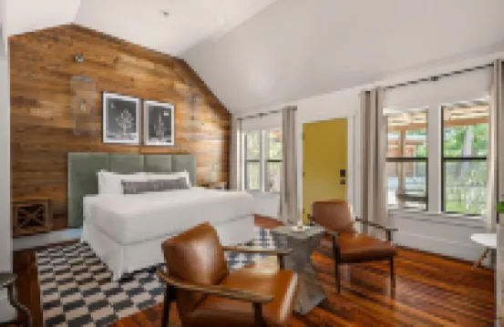 Camp Comfort Hotels in Comfort