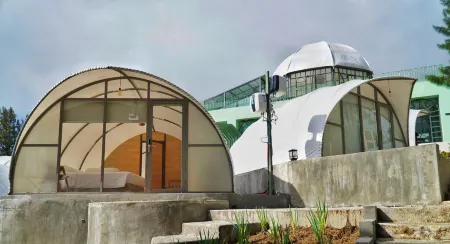 Azana Essence Selo Boyolali Отели рядом с достопримечательностью «Мерапи»