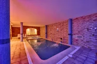Ilusion Markus & Spa - Hot Tub