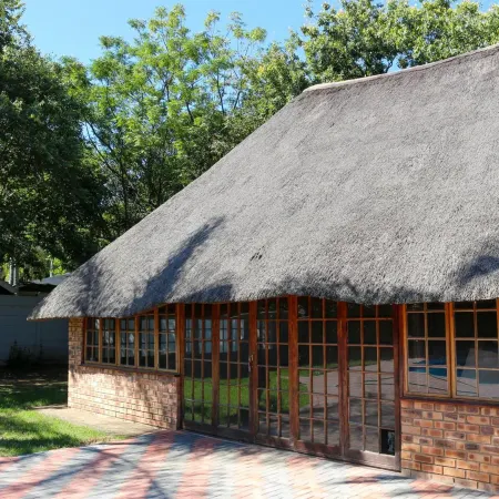 Luxury Heights Bed and Breakfast- Pool Ready for Use