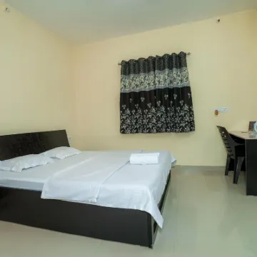 Paradise Homestay - Lodging and Boarding โรงแรมใกล้Sarasbaug Ganpati Temple