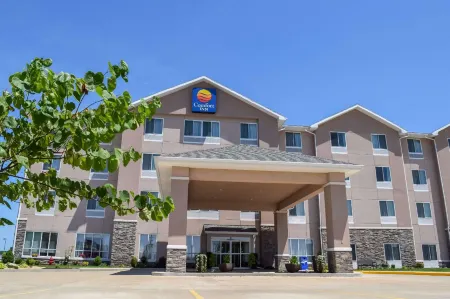 Comfort Inn & Suites Marion I-57