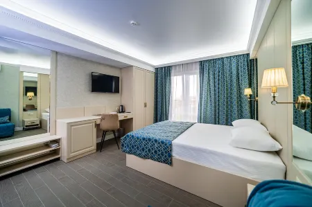 M House (М Хаус)