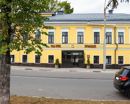 Богоявленский Отель-Бутик Отели рядом с достопримечательностью «Музыка и время»