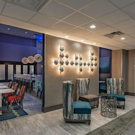 Hampton Inn & Suites by Hilton Plano Dallas