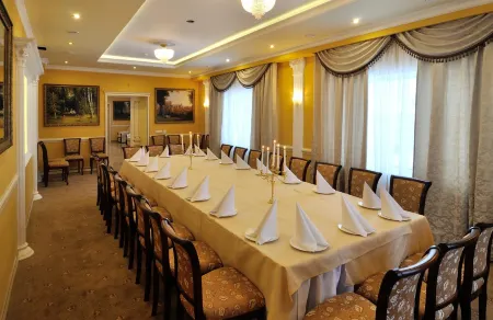 Старые традиции Отели рядом с достопримечательностью «Taya»