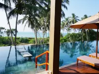 Buckingham Place - Infinity Pools