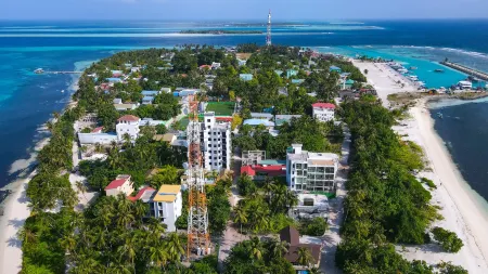 Ari Grand Hotel & Spa Отели в г. Vilamendhoo