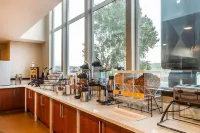 Comfort Inn & Suites Redwood Country Hotels in Fortuna