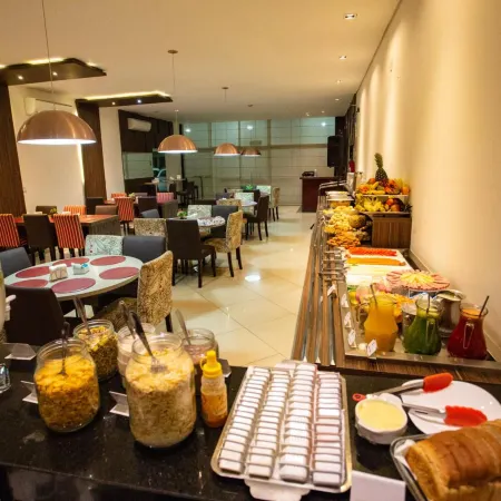 Carlton Plaza Torre