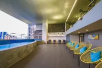 Skyloft Hotel - UST - ที่มีสระว่ายน้ำ