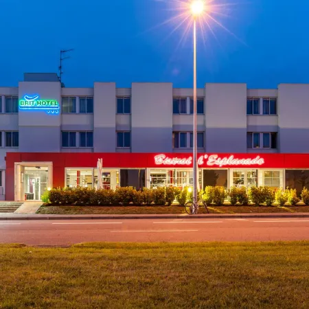 Brit Hotel Toulouse Colomiers – L’Esplanade