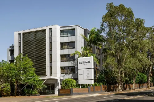 Mercure Sydney St Leonards - Pysäköinti