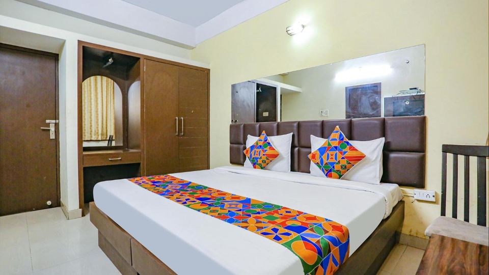 FabHotel Kanha Classic