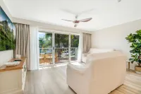 Markham Court - 3-Star