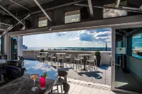 Aloft Buffalo Downtown - bar