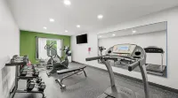Spark by Hilton Brunswick - 3-Star