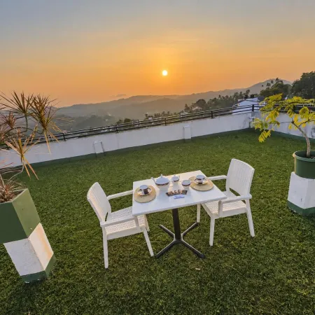 Red Chillies Nature Inn