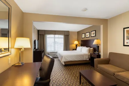 Holiday Inn Express Bloomington West Отели в г. Блумингтон