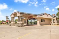 Red Arrow Inn & Suites, a Travelodge by Wyndham Hôtels à : 