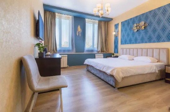 U Hotel Hotels near Erarta Museum