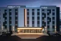 Fairfield Inn & Suites Cincinnati Oakley Hotels in Columbia Township