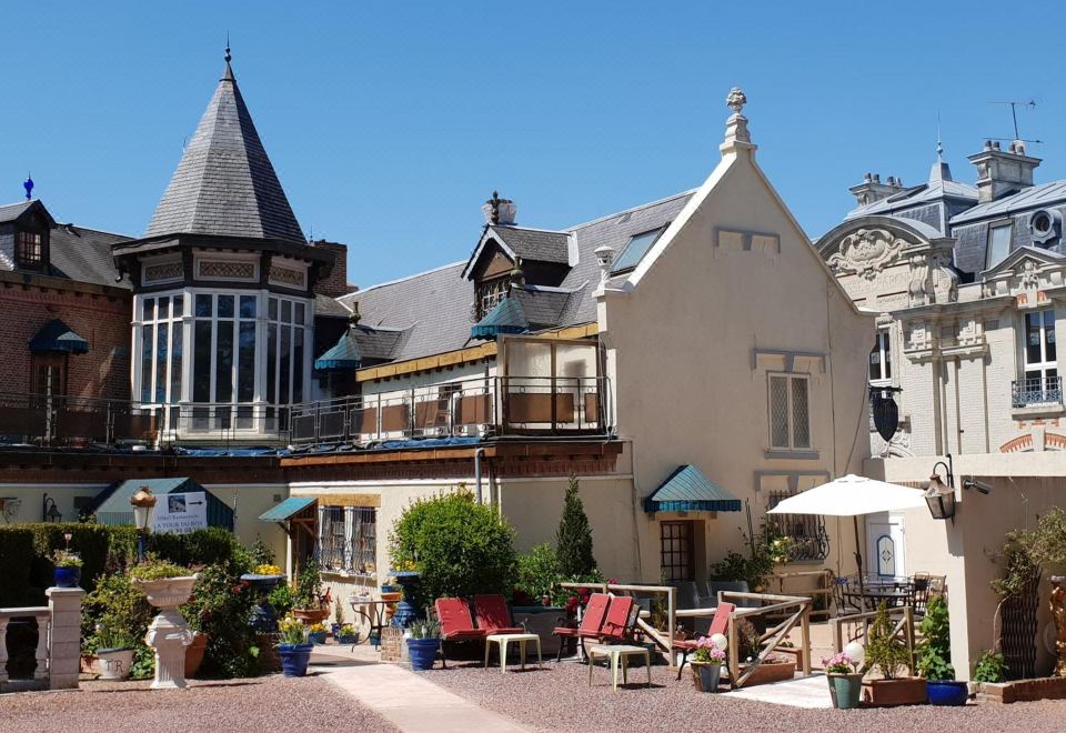 hotel overview picture