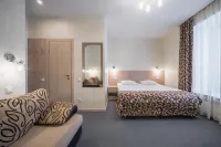 Matrix Hotel