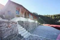 Glamwood Resort Dhanaulti, Ranked 1 in Dhanaulti فنادق في Kempty Range