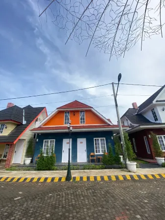 GAMMA GRAPE EXPERIENCE (COTTAGE) Отели в г. Malang Regency