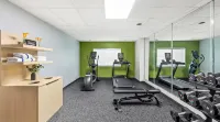 Spark by Hilton Duluth Hotels near DeVry University