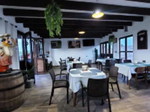 Cabañas Big Mountain Hotels in Bernal