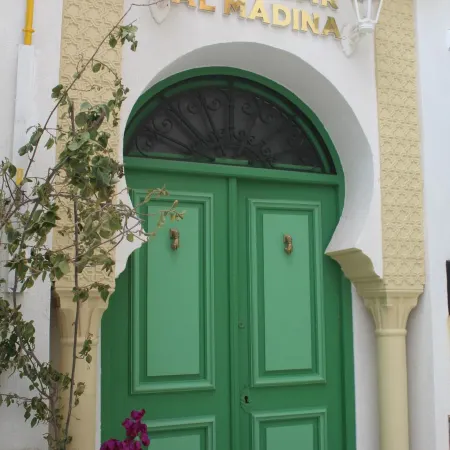 Hotel Dar Al Madina Отели рядом с достопримечательностью «Пляж Махдии»
