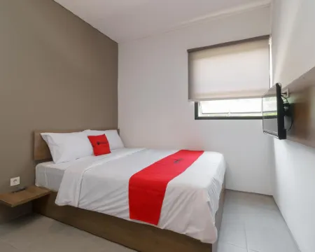RedDoorz Syariah Near Rumah Sakit Medika Dramaga โรงแรมในDramaga