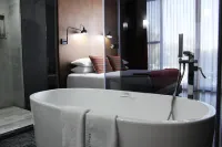 Hotel Love It Signature - Hot Tub