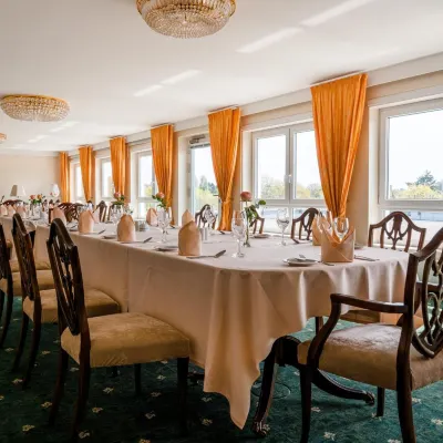 NewLivingHome Residenzhotel Hamburg Отели рядом с достопримечательностью «Локштедт»