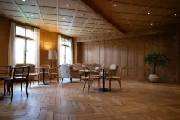 FLÜHLI Hotel Kurhaus Hotel a Fluhli