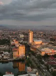 2 Bedrooms luxury at Vida View Apartement Makassar by Cua - Pools