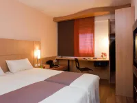 Ibis San Luis Potosi Отели рядом с достопримечательностью «Арена «Эль-Домо»»
