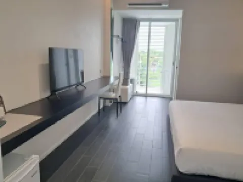 WIIN Phetchaburi Hotel