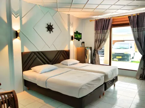 Hotel New Gondangdia Powered by Cocotel Photos