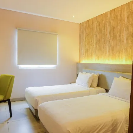 Lynn Hotel Serang