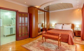 Inturist Congress Hotel