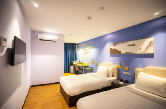 Le Embassy Hotel Georgetown Отели рядом с достопримечательностью «Macallum Street Night Market»